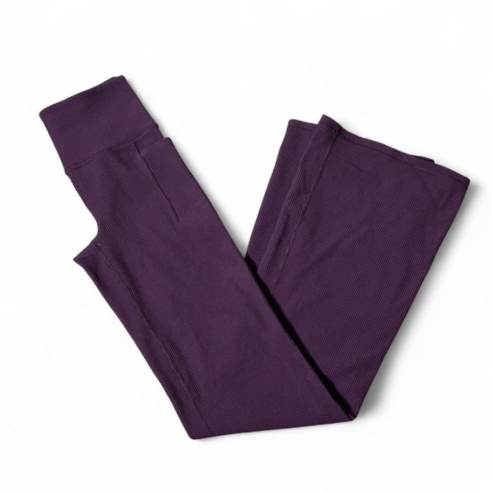 Athleta Salutation Stash Rib Flare Pants Purple High Rise Yoga S/T 467898-00‎